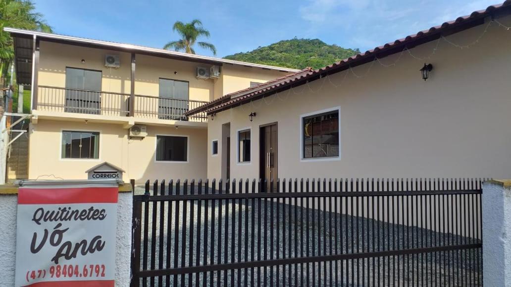 Hotel Quitinete Vó Ana Penha  Exterior foto